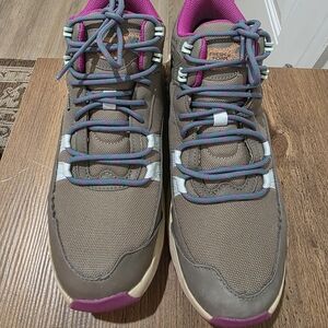Trendy Brown and Pink Athletic Shoes for Women